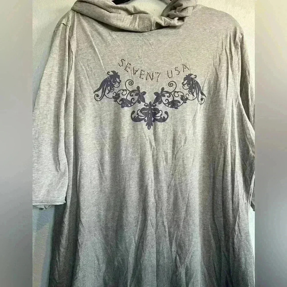 Seven7 hooded Blouse - Picture 2 of 3